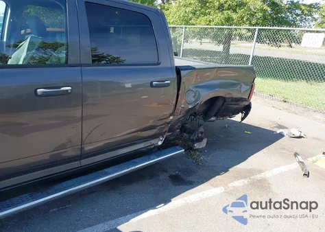 2016 Ram 1500 Express z USA, uszkodzony, nr VIN 3C6RR7KT4GG345297